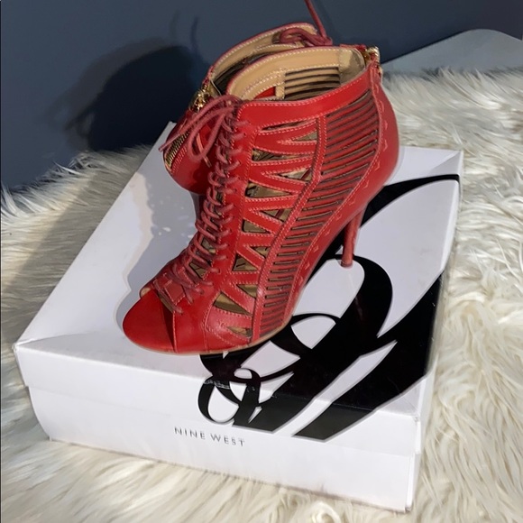 Booties - Picture 3 of 4